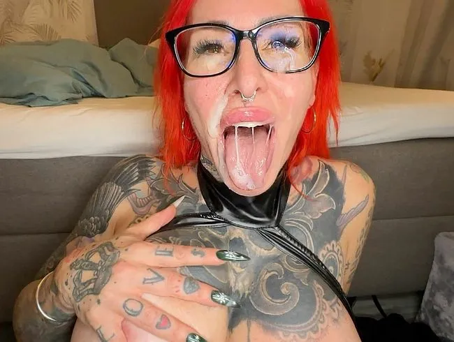 Die Königin hat Laune .. nach 4 Wochen Sexentzug darf er endlich wieder ran... XL Spermaldung