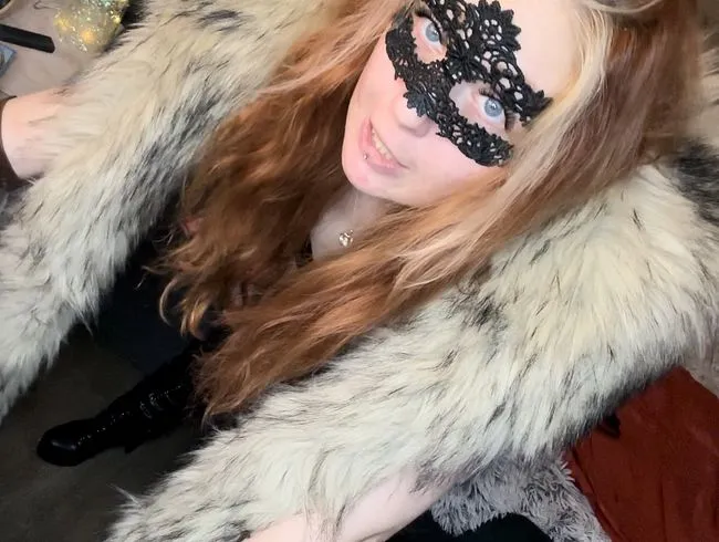 VIKINGERBITCH WIRD GEQUÄLT - Venusshow