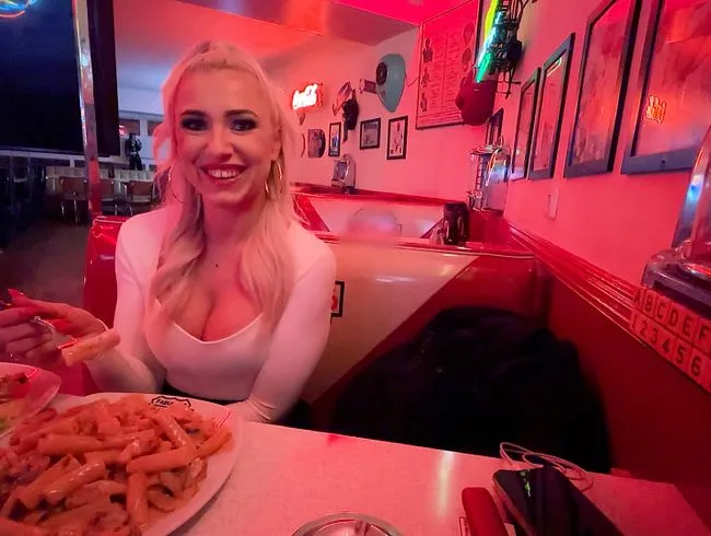 ARSCHGEFICKTES 1. DATE mit FUCKBOY Joe (19) | Und dann bin ich mit zu IHM nach HAUSE! XXL SPERMAFACE