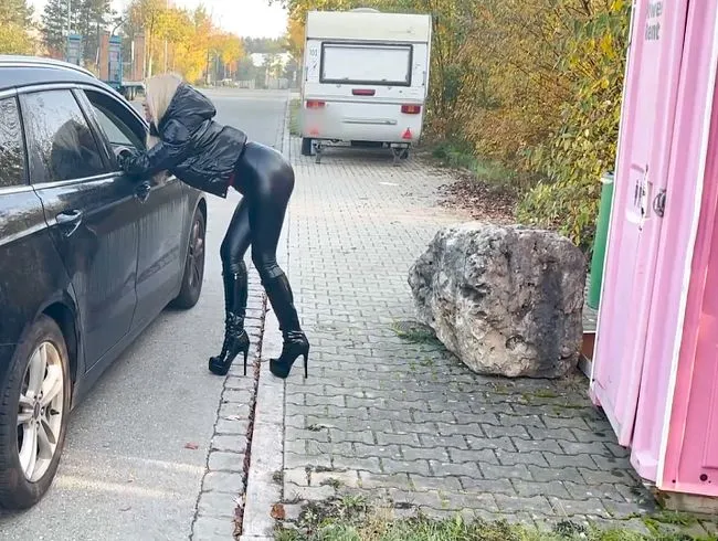 Der Hardcore Hobbyhuren Straßentreff | Bei mir darf jeder AO in alle Löcher! MEGA Spermadusche!