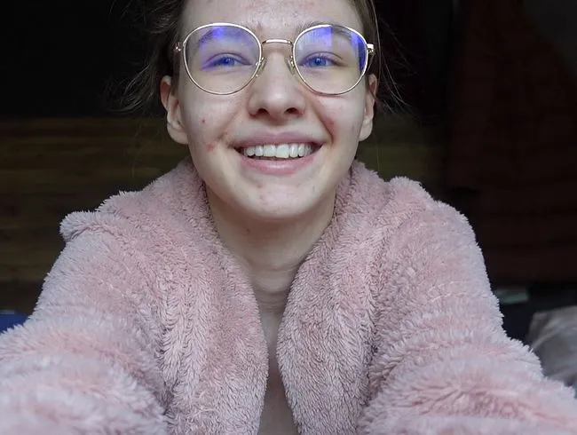 Mein Riesen Schamlippen brauchen eine Rasur!