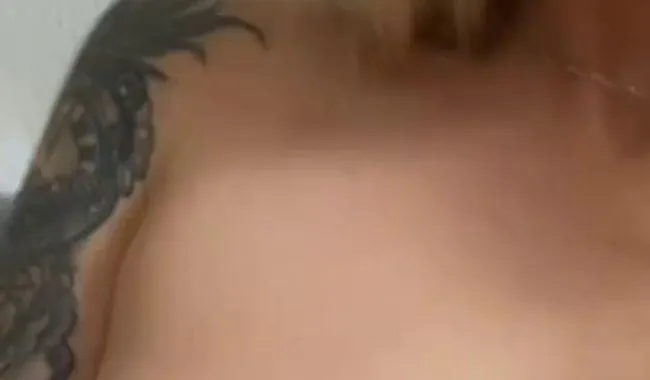 “Komm näher… ich zeig dir mehr???