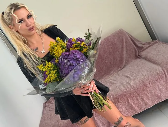 XXL-ARSCHFICK-CREAMPIE zum Geburtstag!