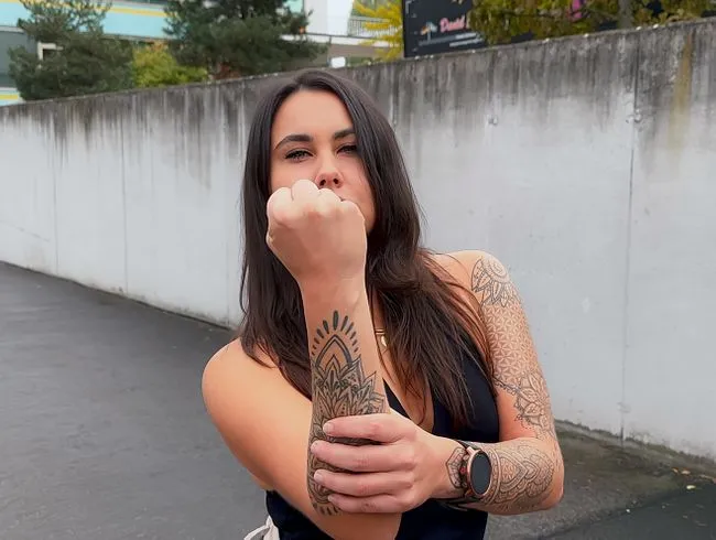 PREMIERE ZUR VENUS-ERÖFFNUNG! SPERMA BIS in die GEBÄRMUTTER GEFISTET. Mein erstes Mal! 