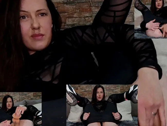 LegginsARSCHfick! Was gemütliches beim reinficken angezogen! Leggins runter, Finger und Dildo rein!