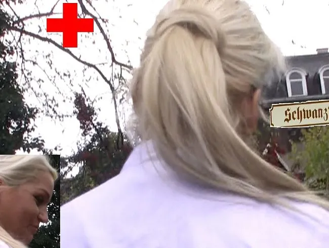 Die SchwaNzwaldklinik : Userfick mit achtzehnj. Jungschwanz (+Doktorspiele!!)