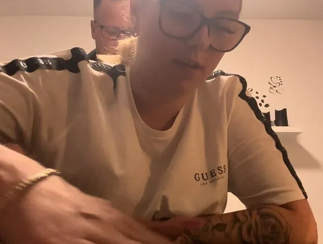 Beim Küche putzen gefickt