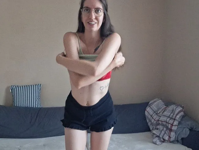 Wenn das meine Familie sieht! Komplett NACKT im Internet