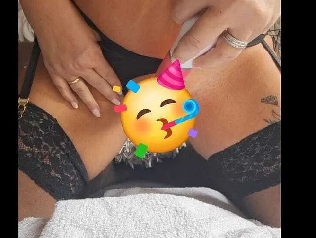 Den neuen  Vibrator getestet .Nur getestet ????