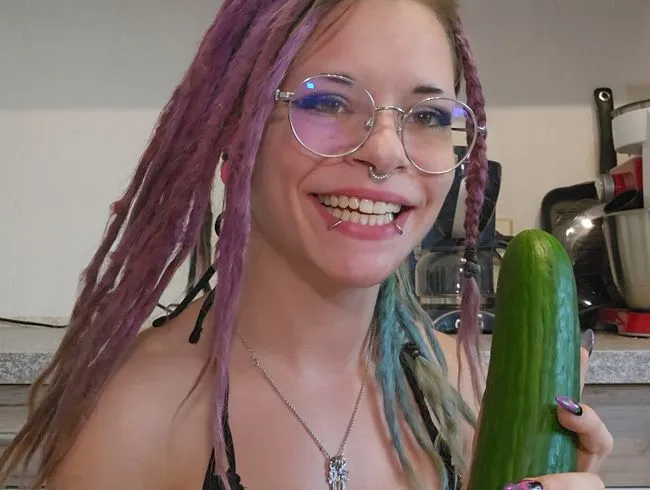 Toy vs. Gemüse | Jugend forscht Küchen-Experiment – was fickt besser?